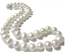 10.5 MM LUSTROUS WHITE PEARL NECKLACE -NK197